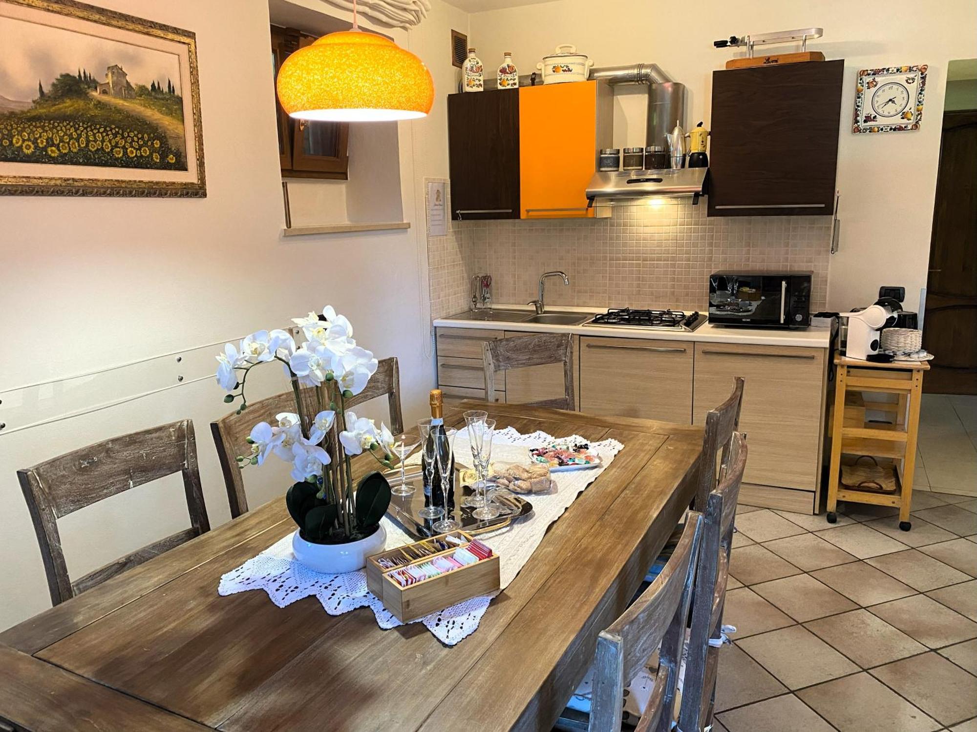 Chiara House Διαμέρισμα Barga Εξωτερικό φωτογραφία